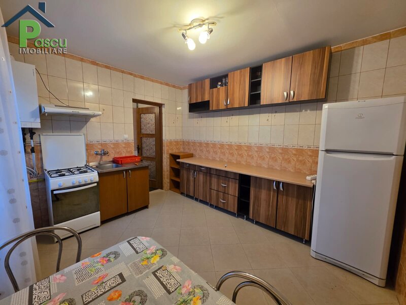 Aparatorii Patriei, str. Vulcanesti, cf. 1 inchiriere garsoniera