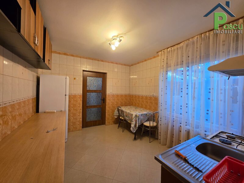 Aparatorii Patriei, str. Vulcanesti, cf. 1 inchiriere garsoniera